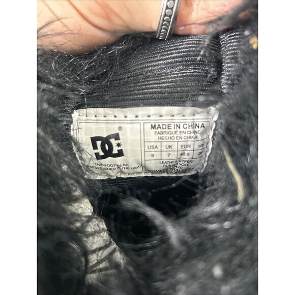 DC Chalet RARE  FAUX FUR SNOW BOOTS Black SIZE Large US Size 9 Great Condition - Picture 9 of 16